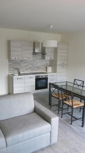 Appartamento Gioia — 4-Star Luxury Hotel in Riva Del Garda, Italy