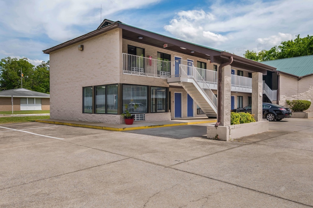 Motel 6 Attalla AL - photo 54