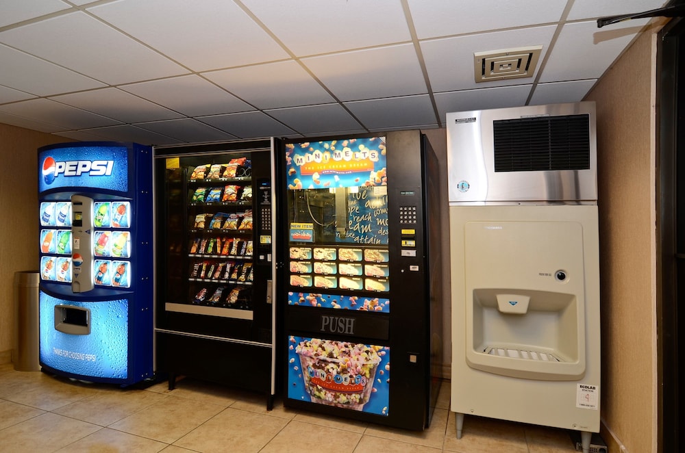 Hampton Inn Fall River Westport - photo 45
