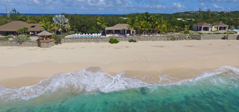 Blue Beach — Unknown City — photo 3