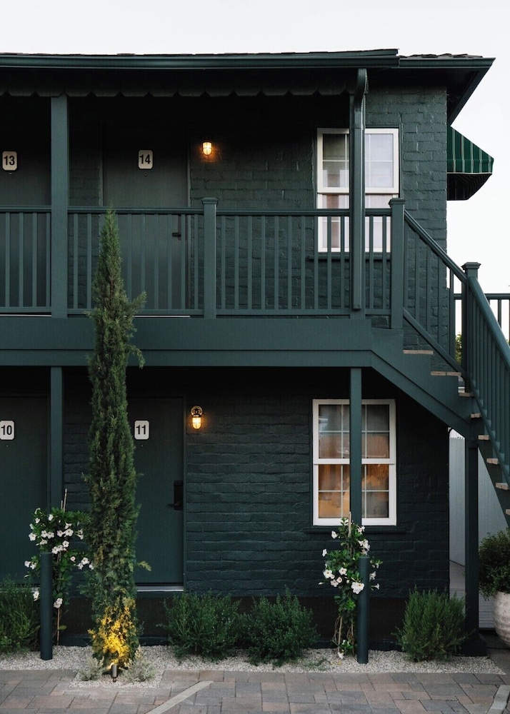 Le Petit Pali Brentwood West Los Angeles - photo 67