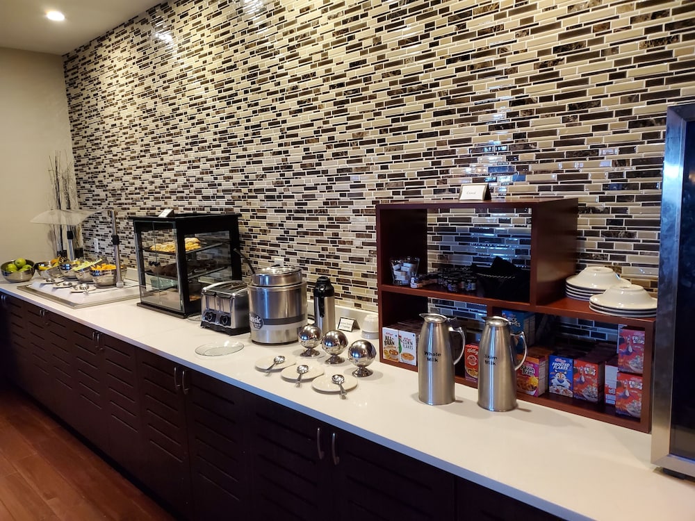 Crowne Plaza Springfield by IHG - photo 53