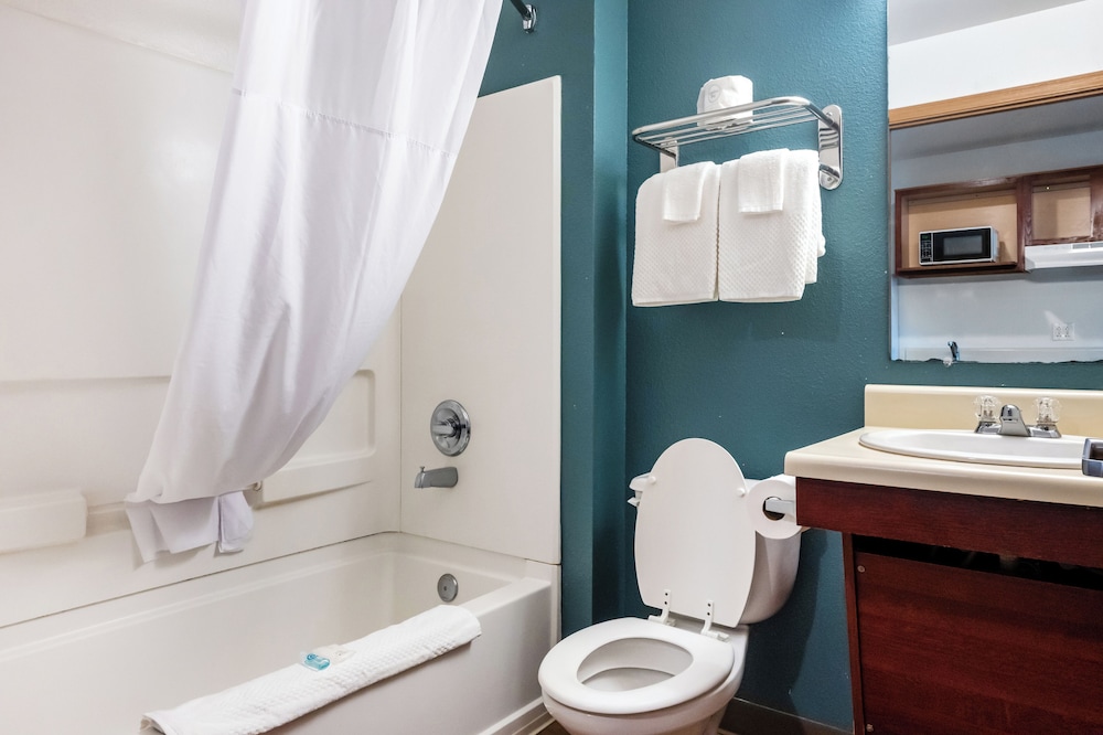 Woodspring Suites Huntsville Madison - photo 11