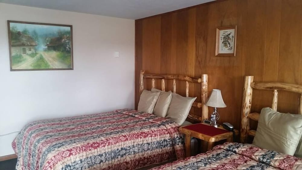 Long Holiday Motel - photo 15