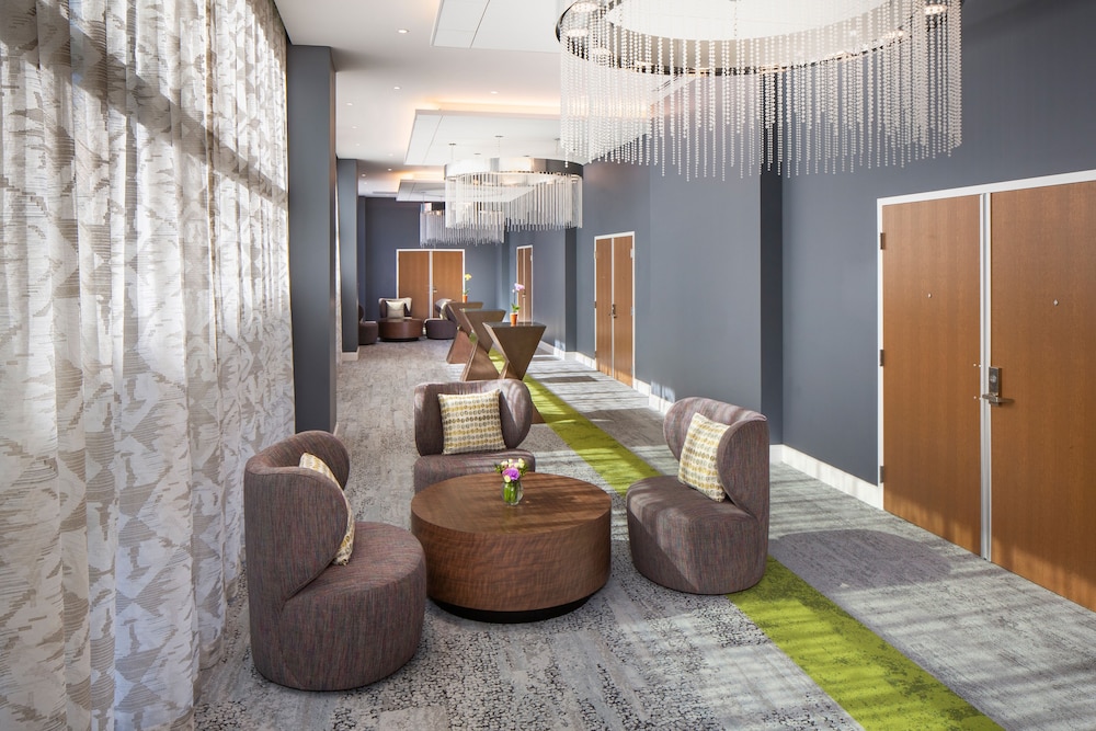 Hotel Indigo Gainesville Celebration Pointe by IHG - photo 35