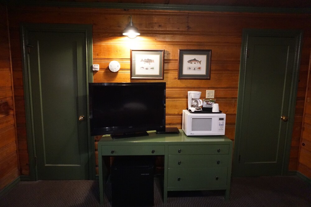 Shaver Lake Village Hotel - photo 73