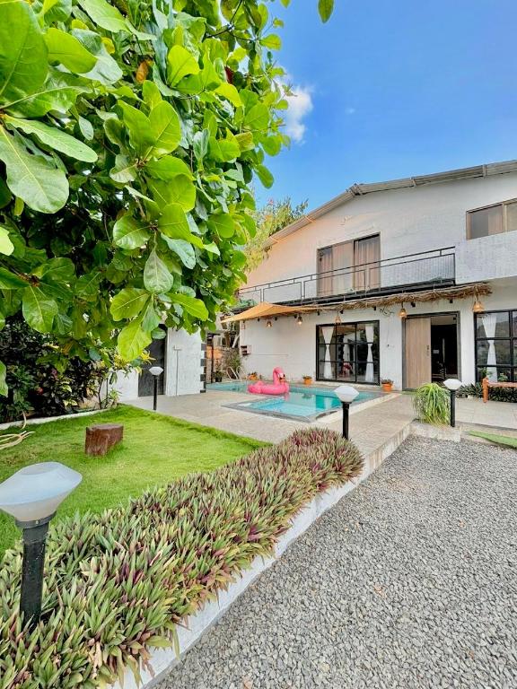 Makaan at Lonavla 4BHK Private Pool in Lonavla in Lonavla, India