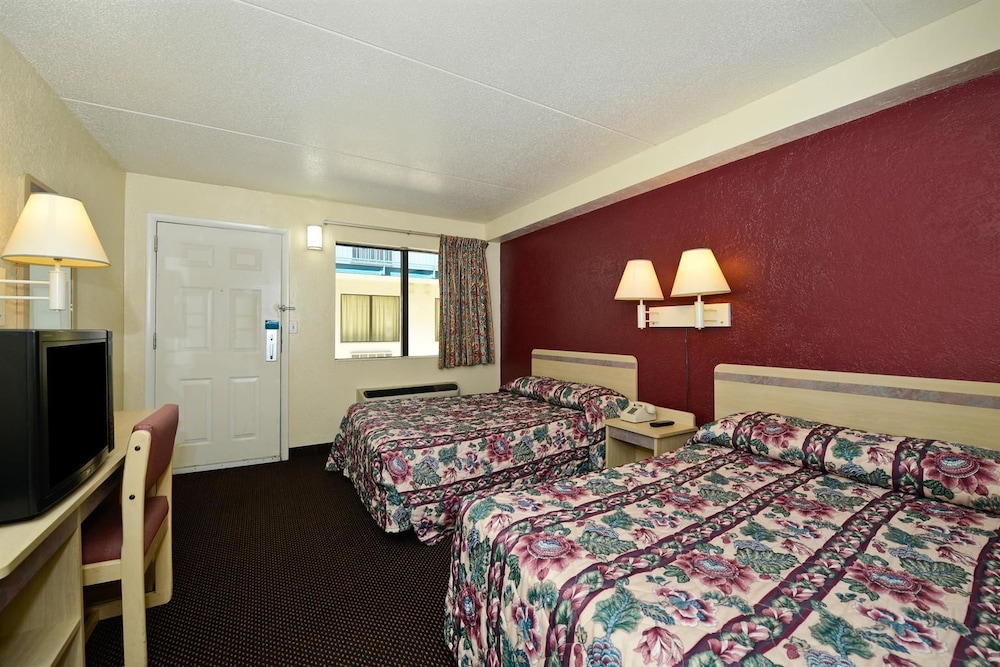 Americas Best Value Inn Battle Creek - photo 6