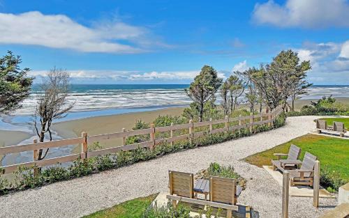 Heart and Sol by Seabrook Hospitality in Huntington Beach, United States