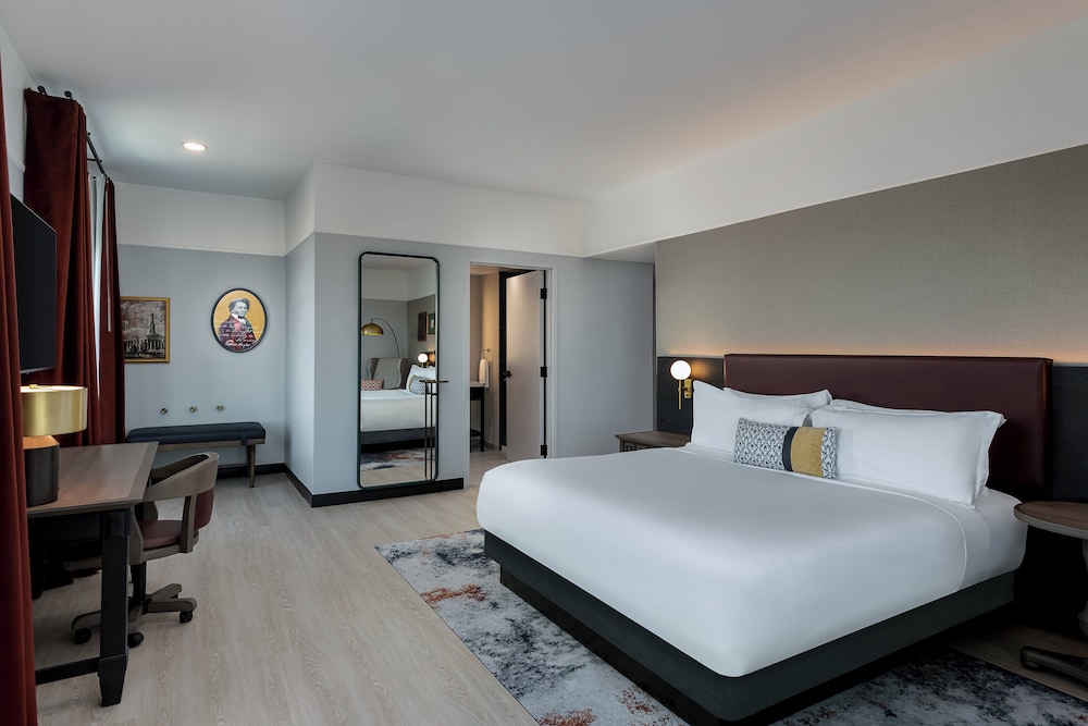 Hotel Indigo West Chester Downtown by IHG - photo 9