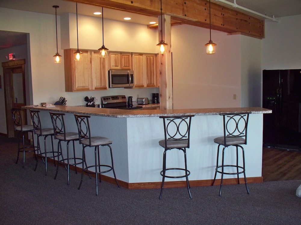 Canyon Lake Resort - photo 19