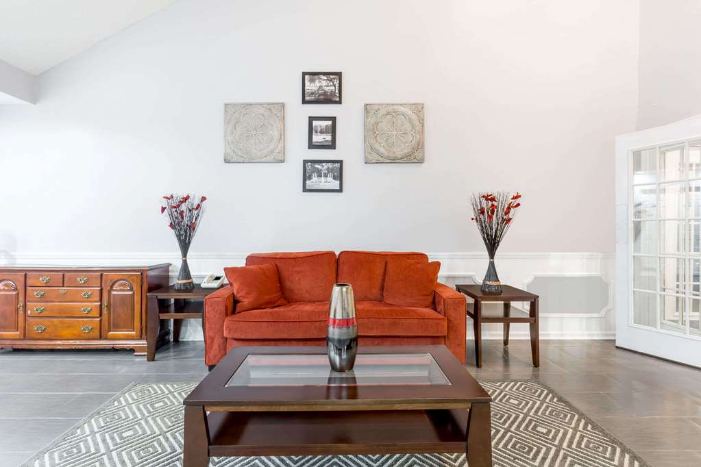 Baymont by Wyndham Albany at Albany Mall - photo 2