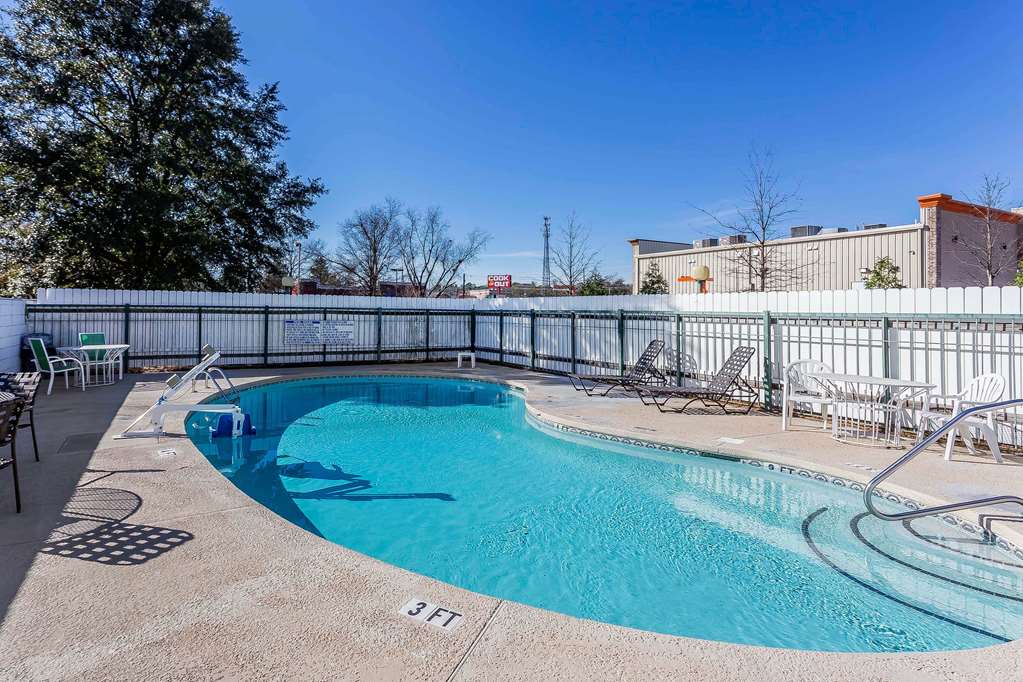 Rodeway Inn Augusta South - photo 21