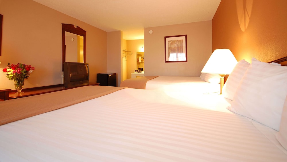 Magnuson Hotel Red Baron - featured photo