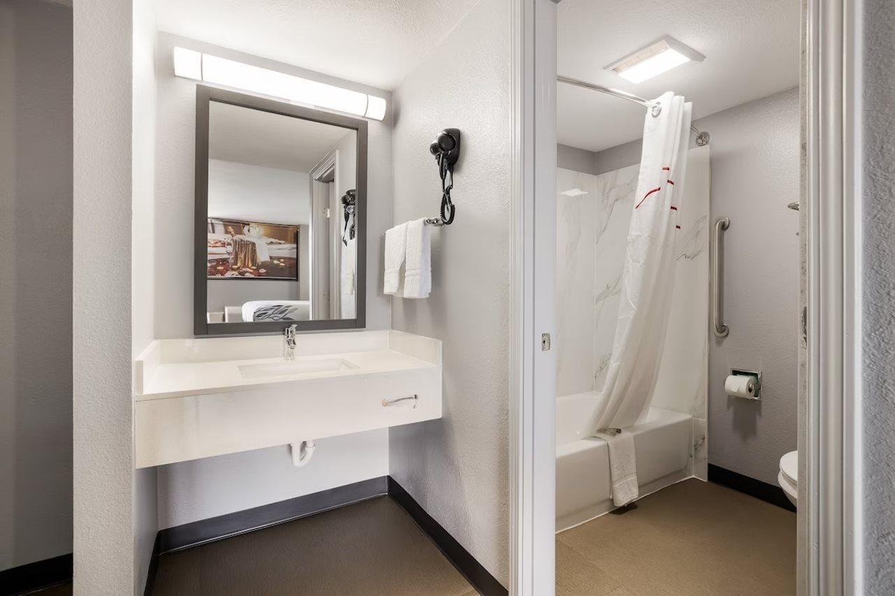 Red Roof Inn Alexandria LA - photo 15