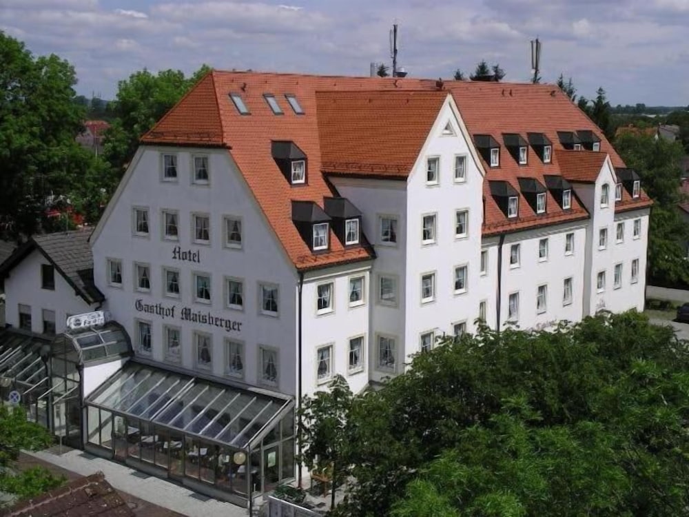 Hotel Gasthof Maisberger in Neufahrn Bei Freising, Germany
