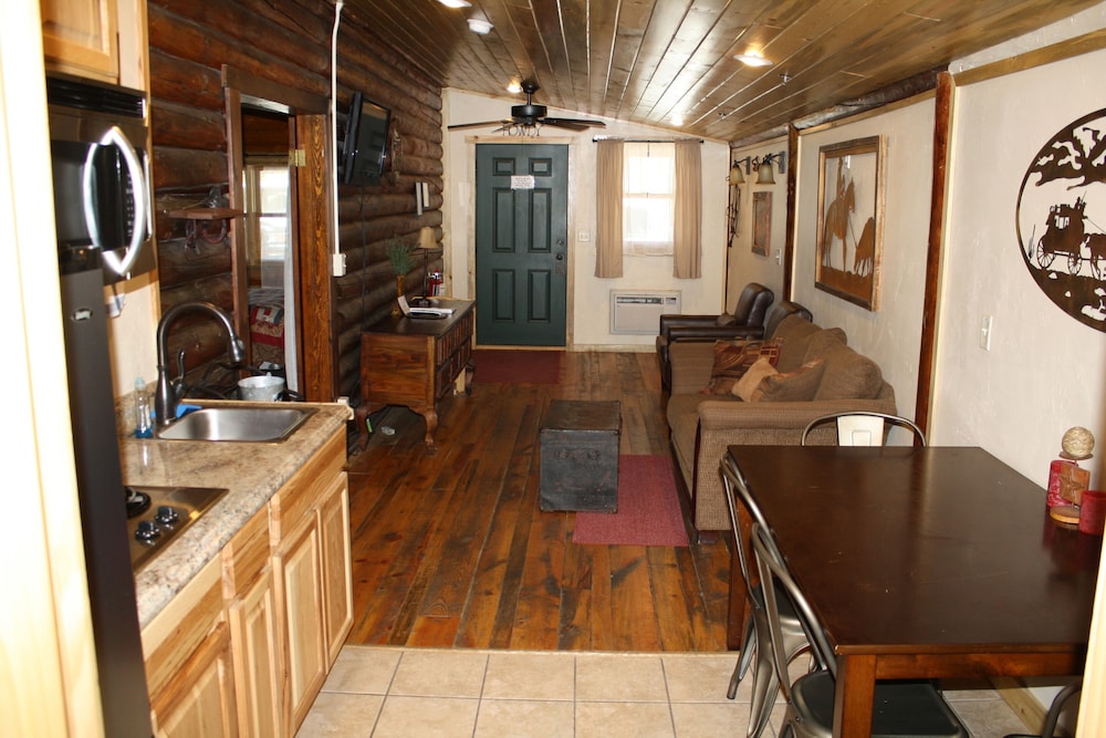 The Historic Wapiti Lodge - photo 66