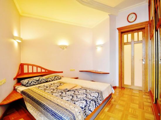 Aparton. Nezavisimosti Prospekt 39 in Minsk, Belarus