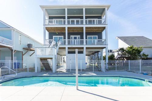 Conch Out by Oak Island Accommodations - photo 40