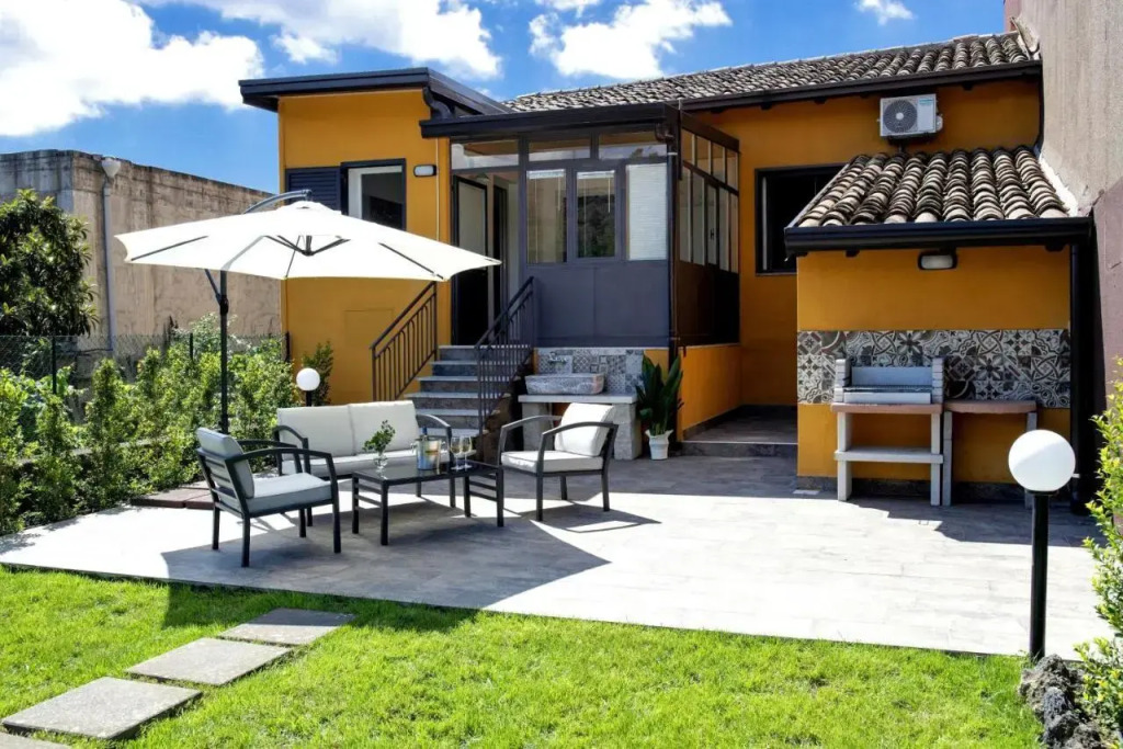 La Sciara Etna Home — 4-Star Luxury Hotel in Linguaglossa, Italy