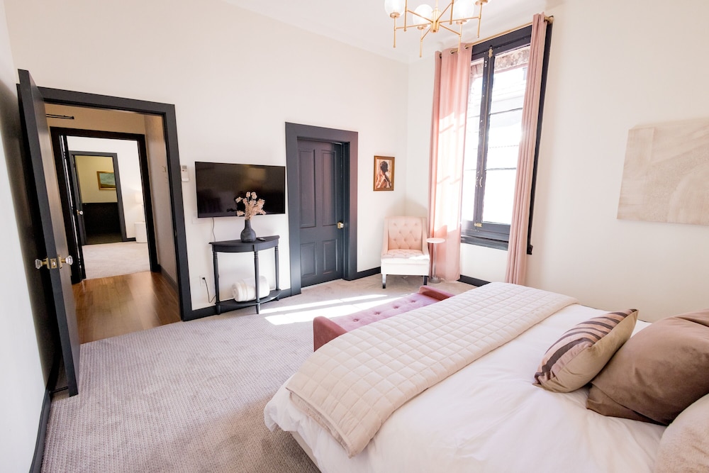 Speakeasy Suites - photo 26
