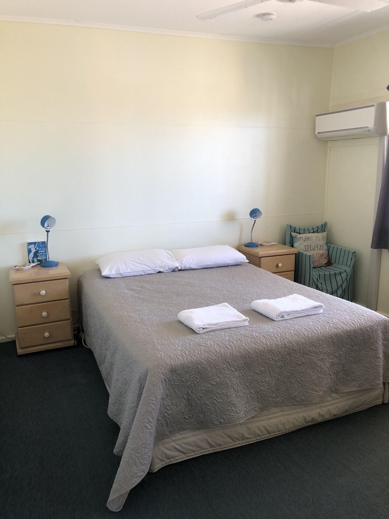 Emu Park Beach Front Apartment — 4-Star Luxury Hotel in Emu Park, Australia