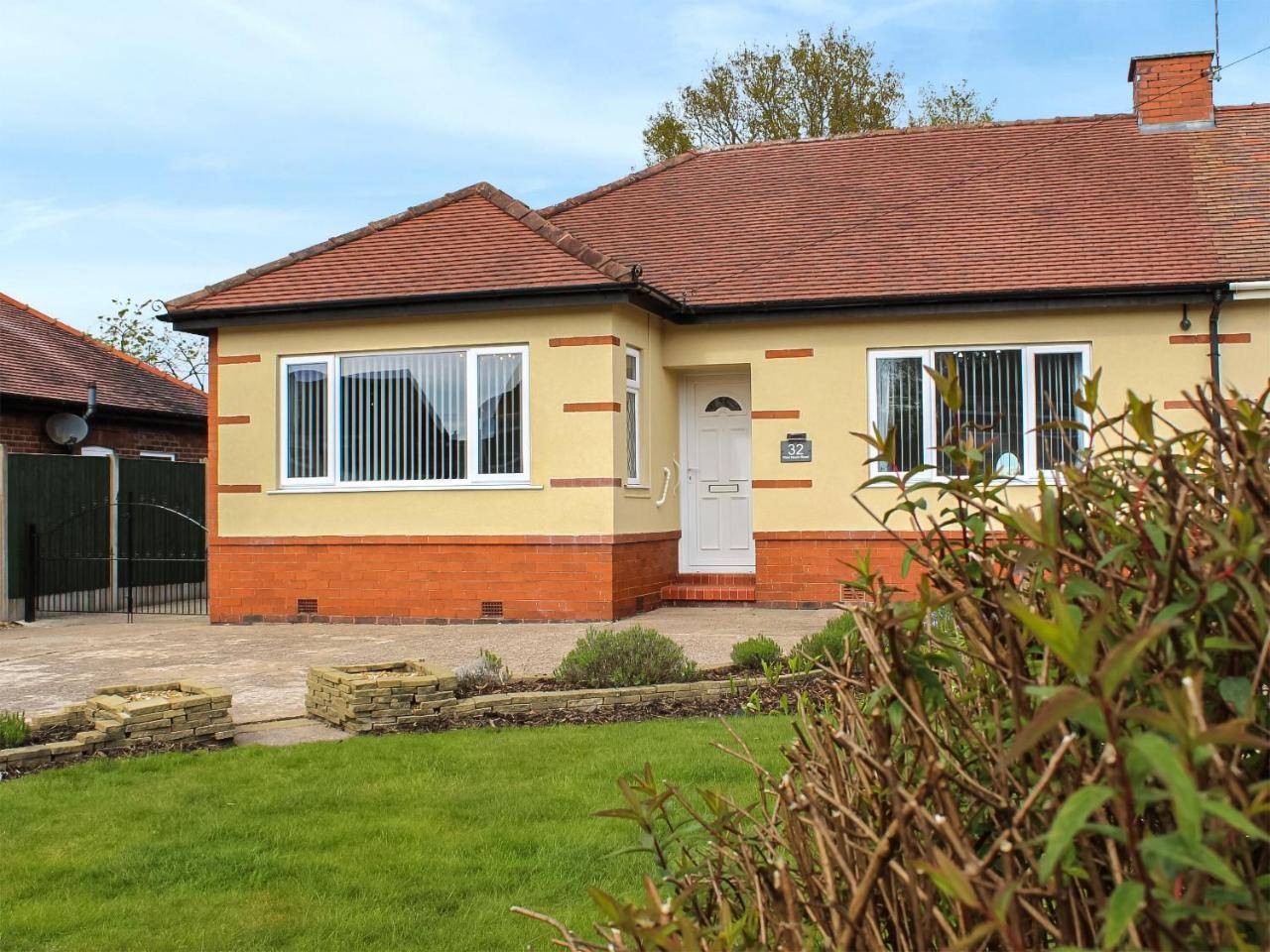 Ruskin — Sandbach