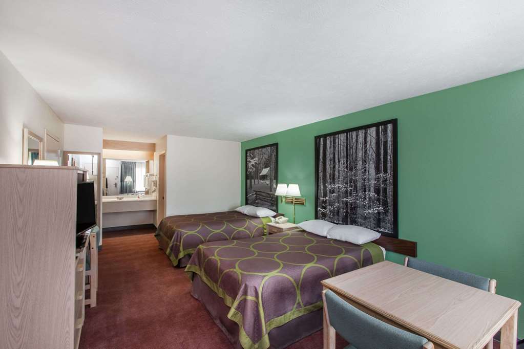 Super 8 by Wyndham Jasper TX - photo 7
