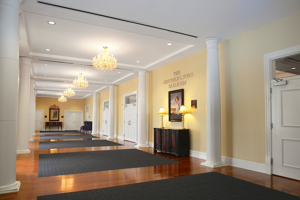 The Inn at Ole Miss - photo 35
