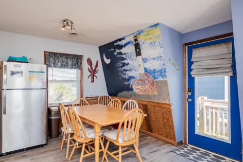 Divine Intervention by Oak Island Accommodations - photo 9