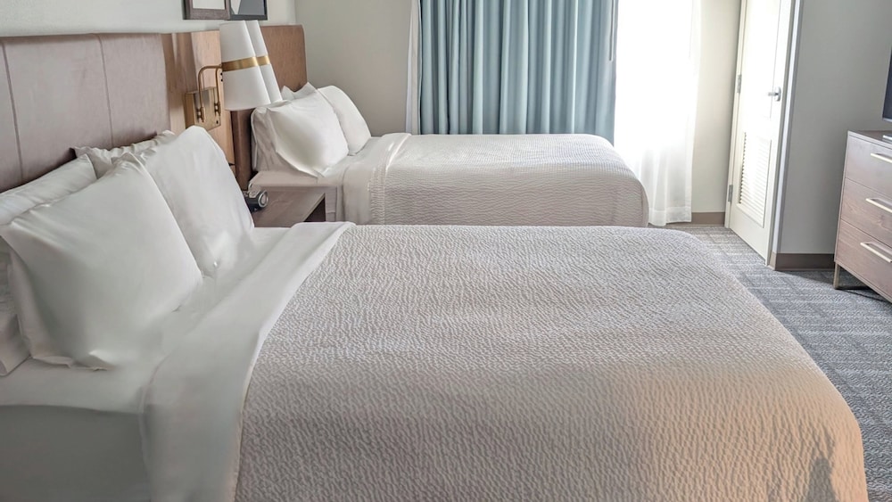 Staybridge Suites Bismarck by IHG - photo 11