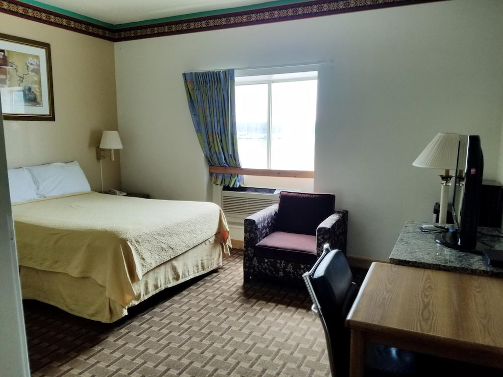 Inn of the Pines - photo 17