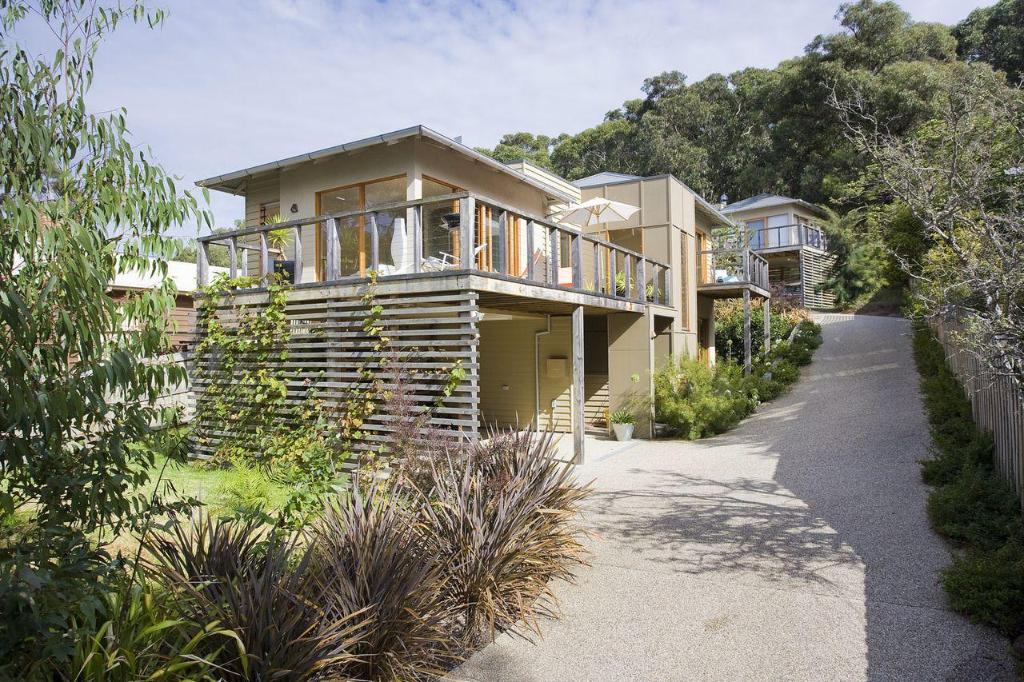 One At Seventy Seven — Lorne — photo 3