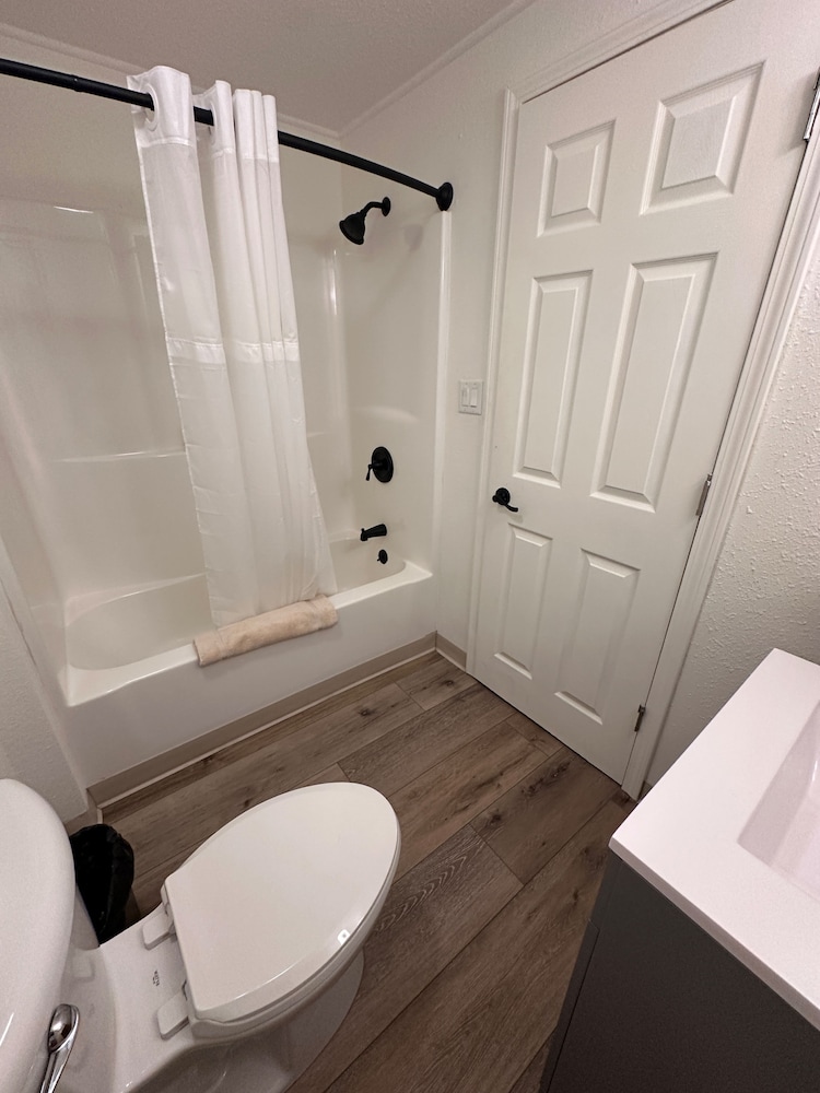 Alhonna Resort LLC - photo 231