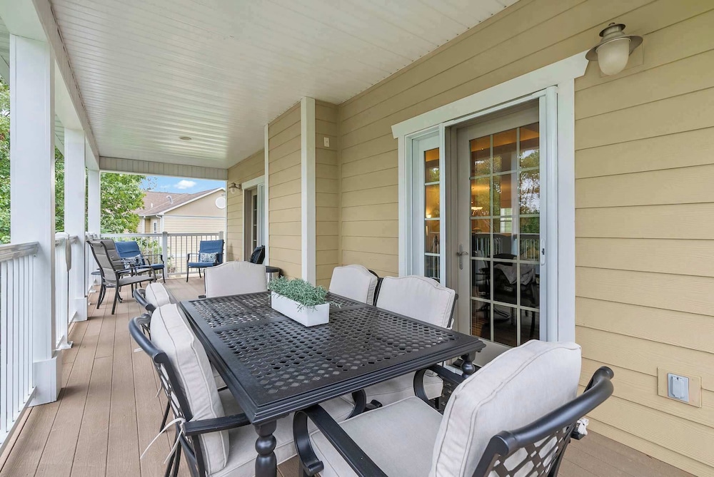 Villa at the Hills A Grand Branson Vacation 4 BDR Golf Resort Villa - photo 21