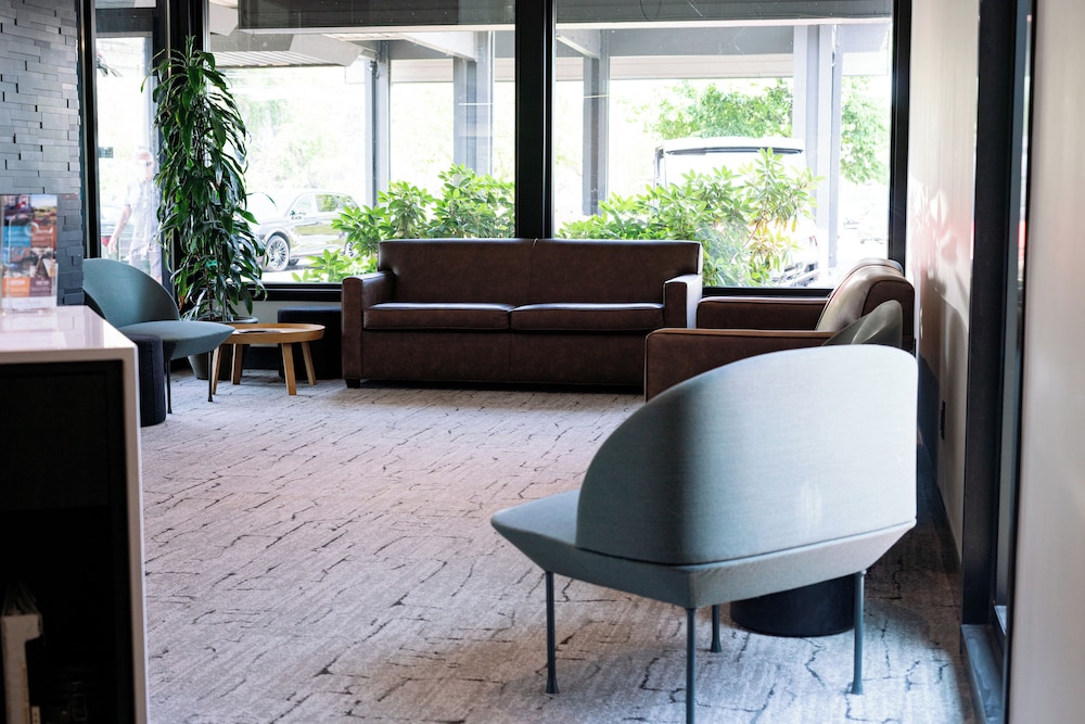 Ruby River Hotel - photo 4