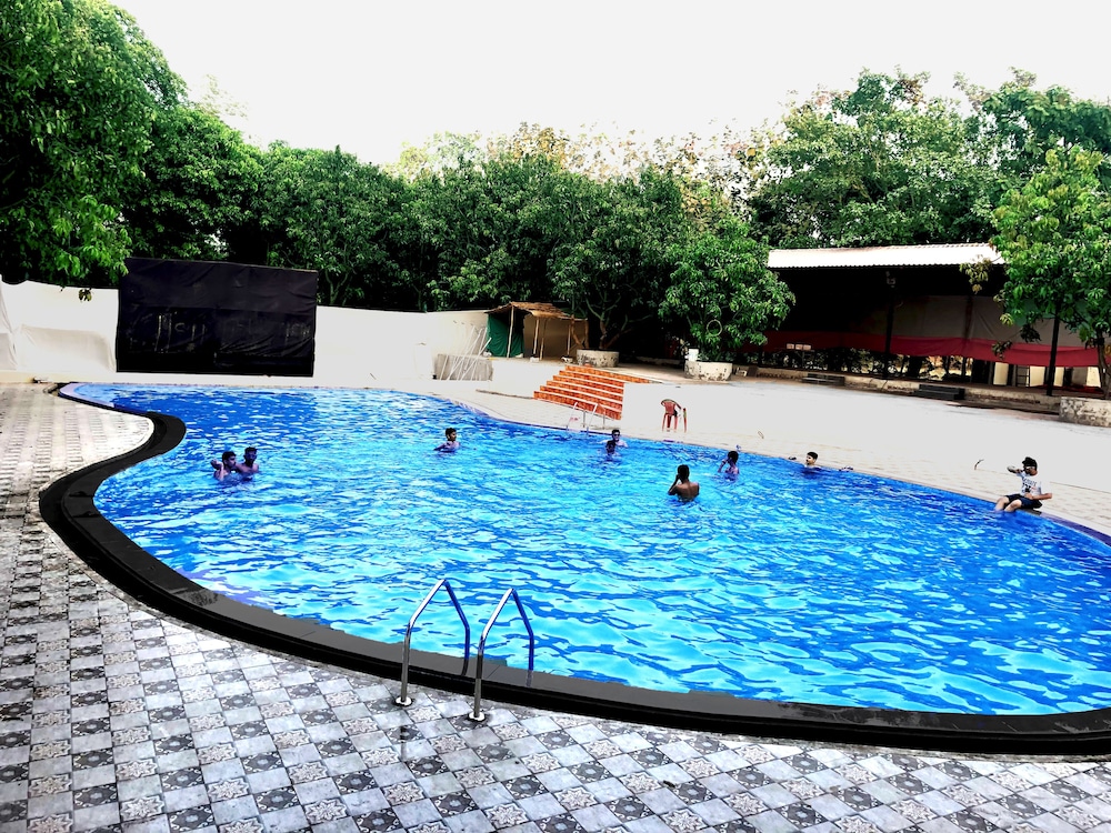 Shrushti The Village Resort — hotel in Navi Mumbai