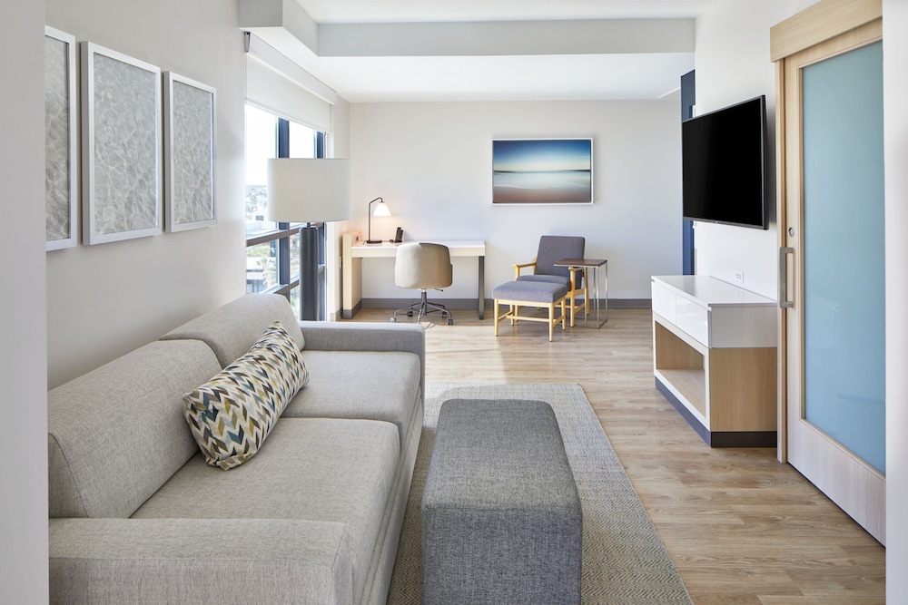 SpringHill Suites by Marriott Jacksonville Beach Oceanfront - photo 36