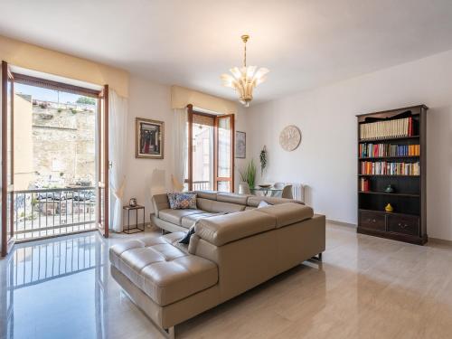 Apartment on Shopping street — 4-Star Luxury Hotel in Cagliari, Italy