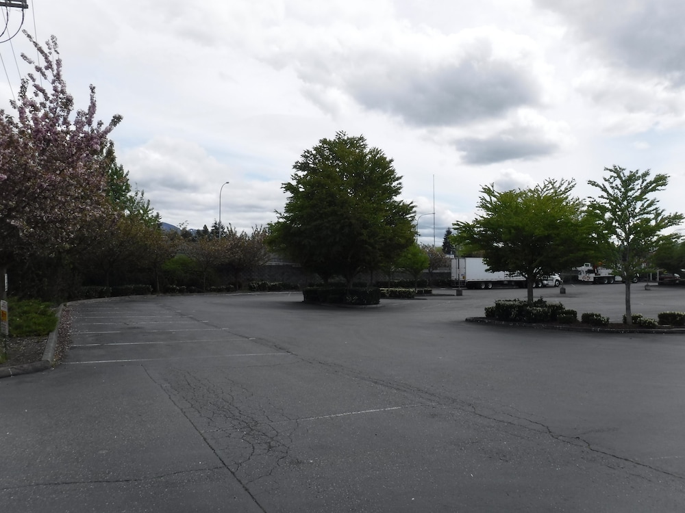 Wingate by Wyndham Mount Vernon - photo 35