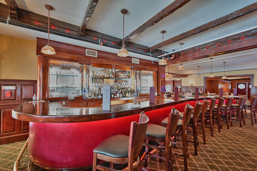 Tom Quick Inn - photo 84