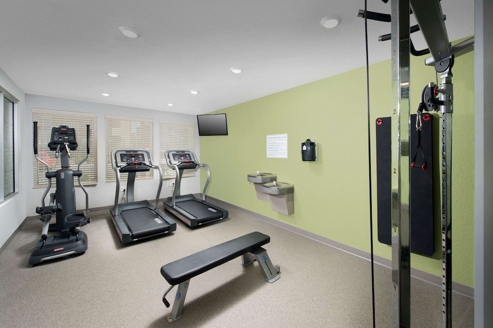 Woodspring Suites West Des Moines - photo 31