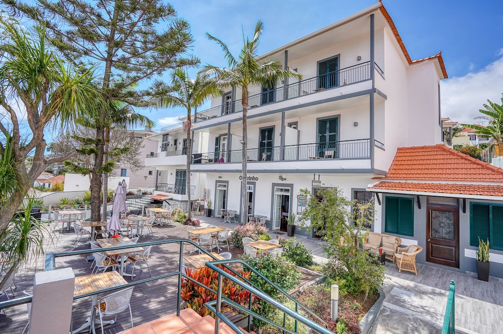 Vila Camacho Guest House — 4-Star Luxury Hotel in Funchal, Portugal