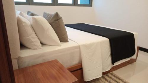 Colombo Trizen Luxury Apartments Sri Lanka — 4-Star Luxury Hotel in Colombo, Sri Lanka