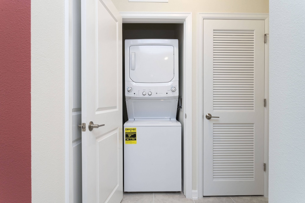 High End Apartment In Storey Lake Resort With Great Amenities 10 Miles To Disney - photo 47