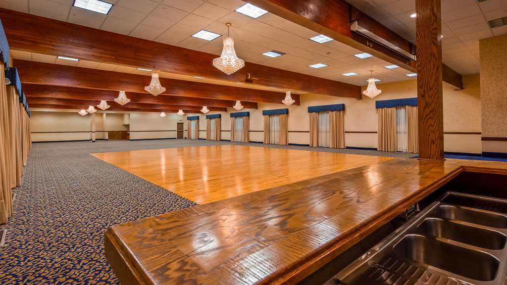 Best Western Plus Flathead Lake Inn And Suites - photo 7