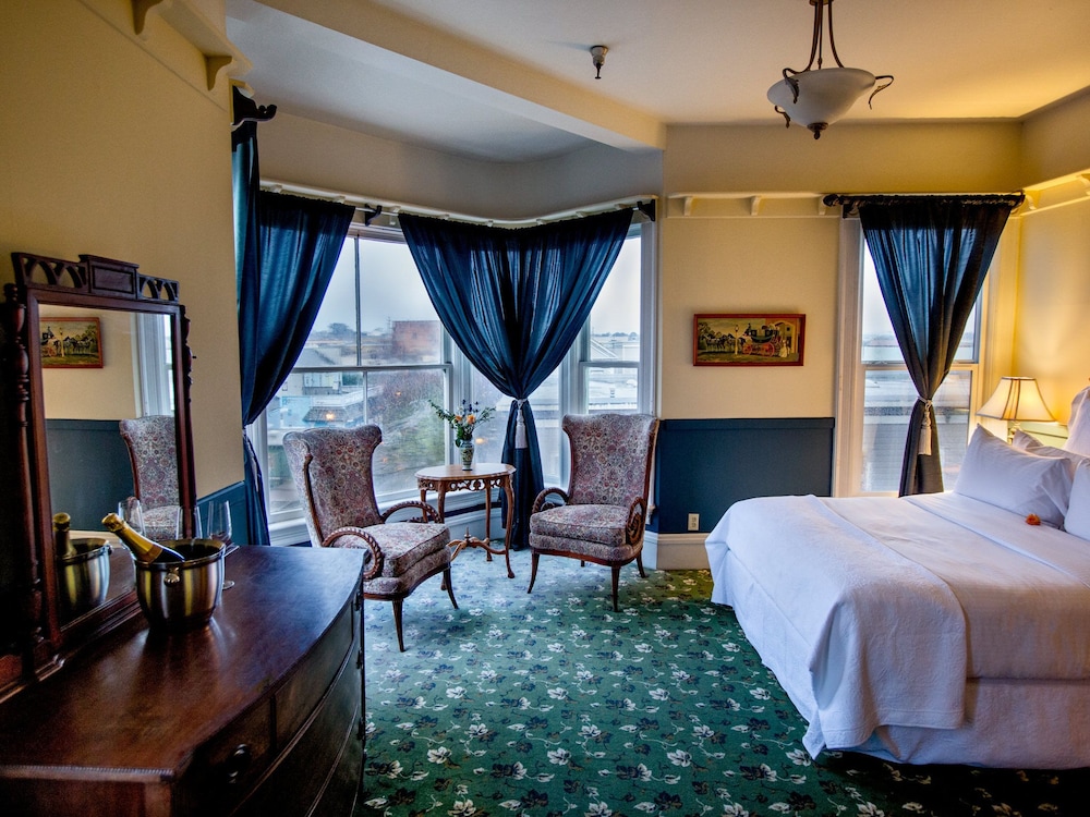 The Inn at 2nd & C - photo 9