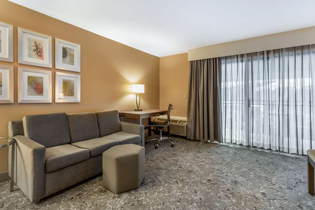 Best Western Plus Inn Scotts Valley - photo 32