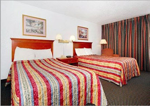 Rodeway Inn & Suites Conference Center - photo 5