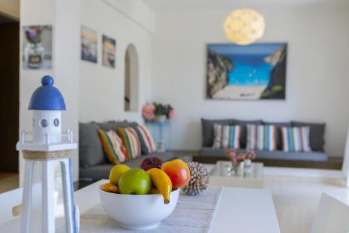 Melis Villa Charming villa in Central Protaras — 4-Star Luxury Hotel in Protaras, Cyprus